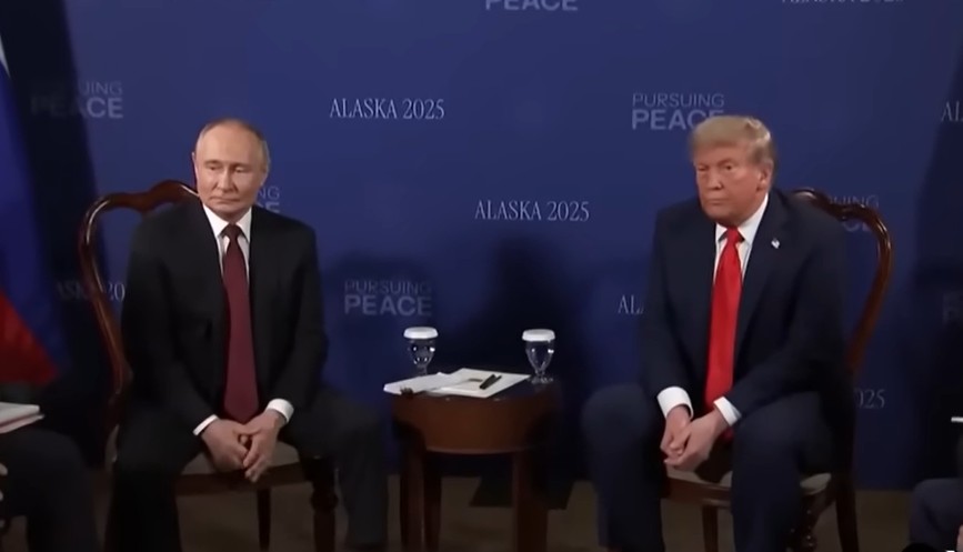 Πυρηνικό πόκερ: Οι ΗΠΑ ακυρώνουν τη συνάντηση του Τραμπ με τον Πούτιν - Η επιστροφή του Ψυχρού Πολέμου; Πυρηνικό πόκερ: Οι ΗΠΑ ακυρώνουν τη συνάντηση του Τραμπ με τον Πούτιν - Η επιστροφή του Ψυχρού Πολέμου;