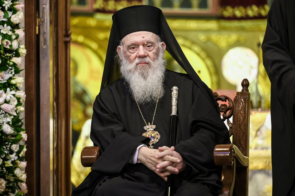 «Ανοίγουν σαμπάνιες» οι υποψήφιοι διάδοχοι του Ιερώνυμου στον Αρχιεπισκοπικό θρόνο: Ποιοι είναι οι 4 που έχουν το προβάδισμα