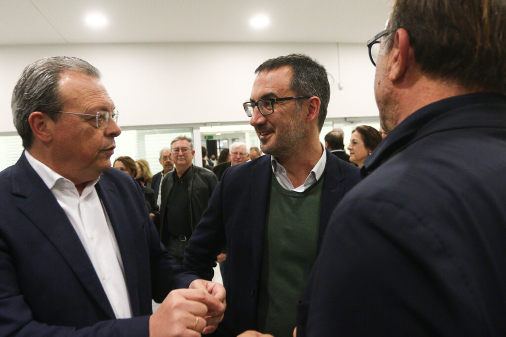 Όλοι μαζί κι ο Αλέξης μόνος του: Πού μαζεύτηκε όλη η Κεντροαριστερά και γιατί - Μόνο ο Τσίπρας απέχει από τις ζυμώσεις στον χώρο