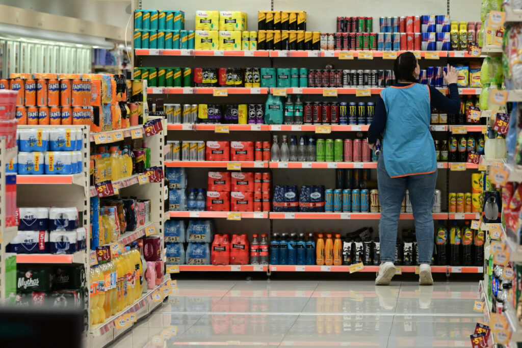 super-market