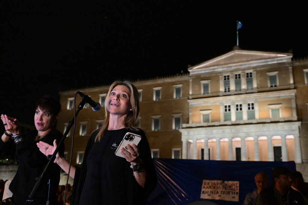 Νέο πολιτικό ρεύμα ή στιγμιαία δυναμική; Το ενδεχόμενο «κόμματος Καρυστιανού» και οι αναταράξεις στο σκηνικό