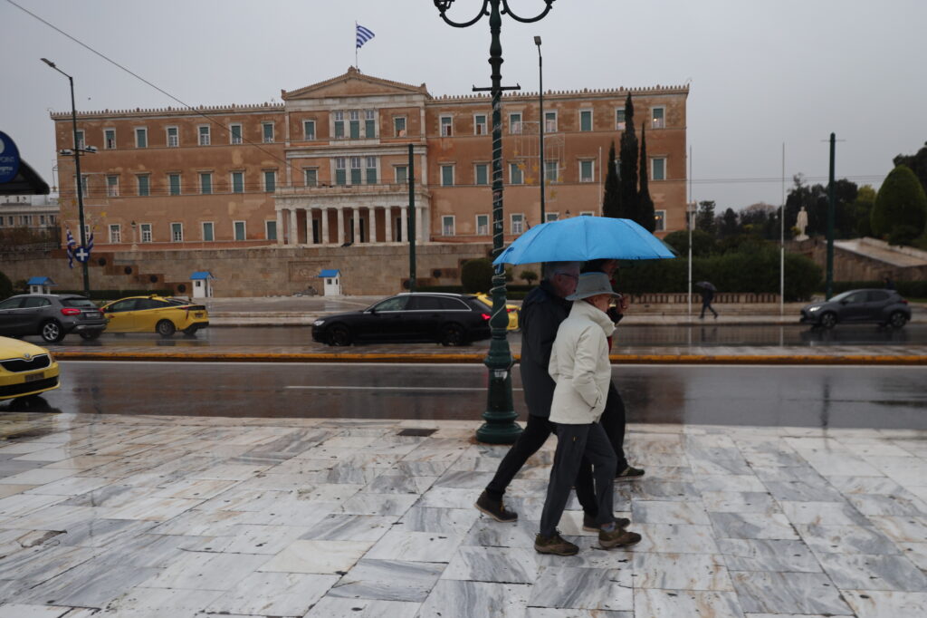 Κακοκαιρία Byron: Τι φέρνει ο αντικυκλώνας των επόμενων ημερών