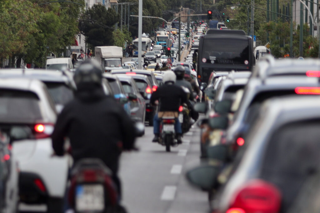 Μπήκαν οι κάμερες και έγινε χαμός: Τι κατέγραψαν σε μόλις 4 ημέρες στους δρόμους