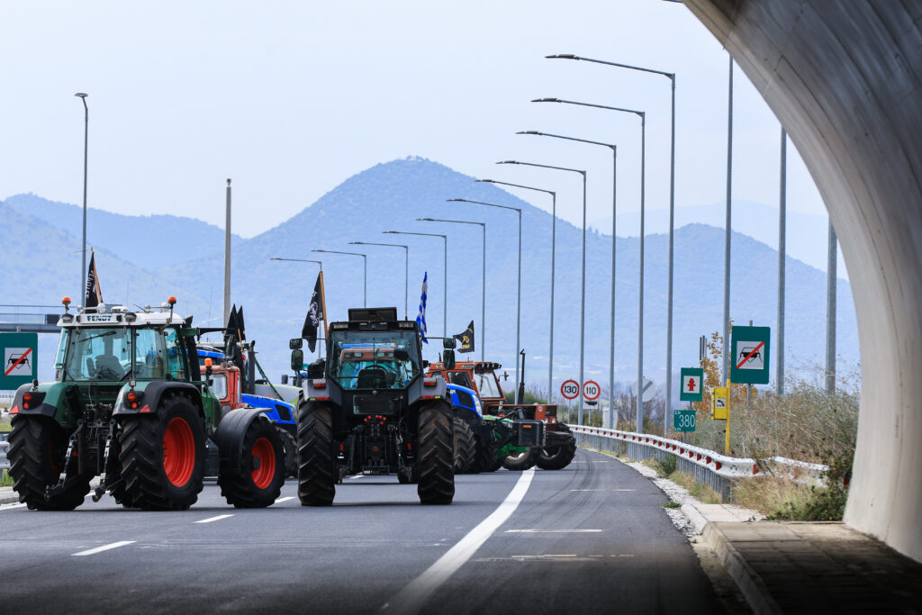 Το αθέατο παρασκήνιο στα αγροτικά μπλόκα: Ο ρόλος Τσιάρα και οι επόμενες κινήσεις