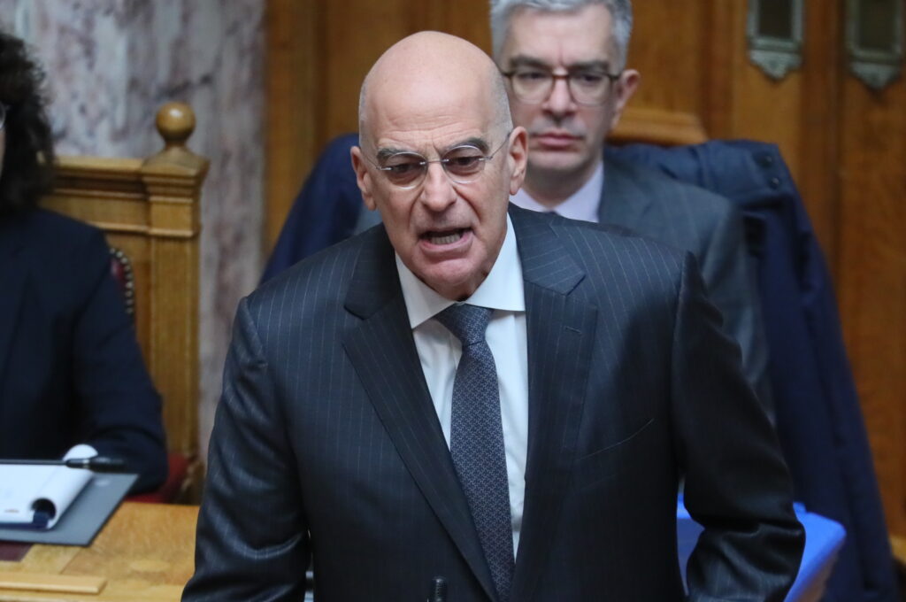«Αυτό το πρότυπο επιθυμούμε»: Η φωτό του Δένδια που δείχνει τις αλλαγές που φέρνει στον στρατό