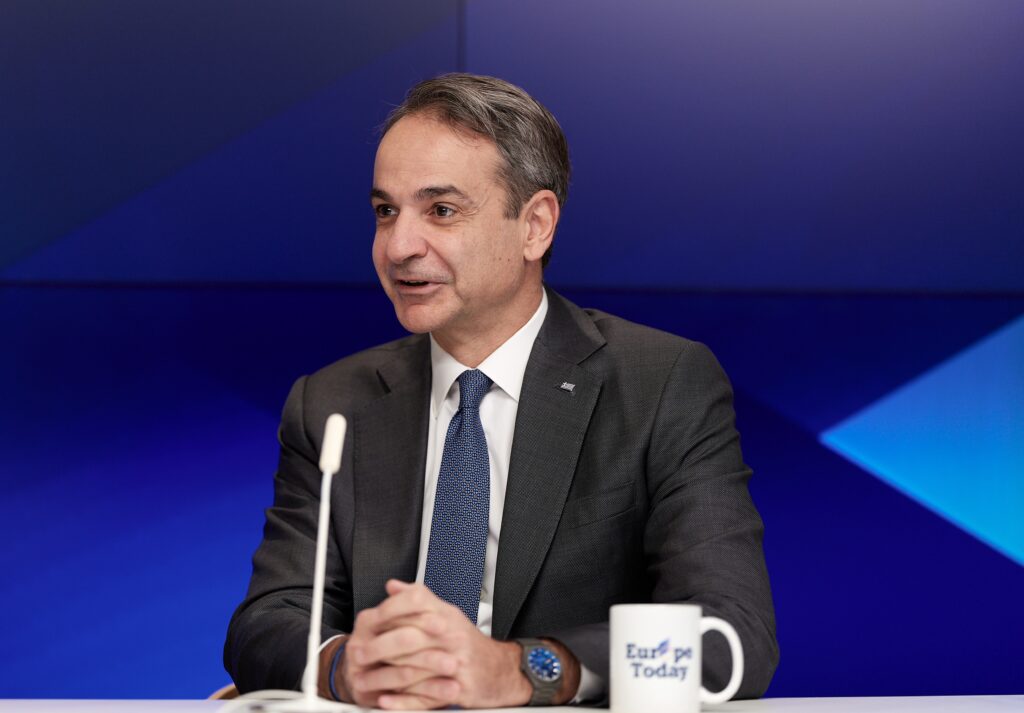 Ανασχηματισμός: Οι ζυμώσεις και οι «λυκοφωλιές» της εξουσίας που αφήνουν εκτός 2 πρωτοκλασάτους υπουργούς