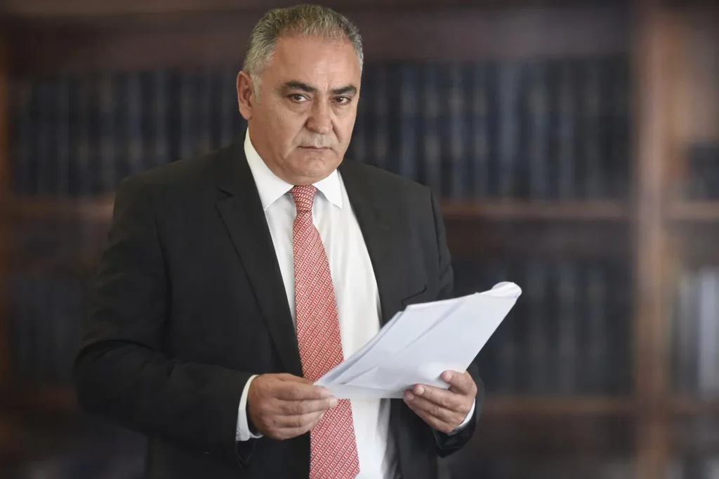 Η κάθοδος του Γιάννη Χατζηθεοδοσίου στην Περιφέρεια Αττικής ανατρέπει δεδομένα