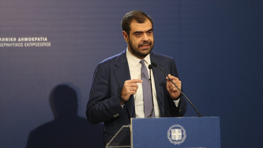 Μαρινάκης: «Δεν υπάρχει ζήτημα παραμονής Λαζαρίδη στην κυβέρνηση, ας σταματήσει η αντιπολίτευση της απελπισίας»