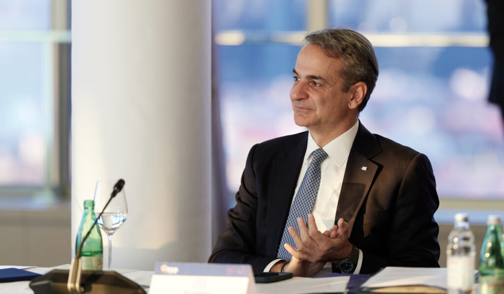 Ο Μητσοτάκης βάζει «καραμανλικούς» σε ρόλους-κλειδιά με στόχο τις εκλογές