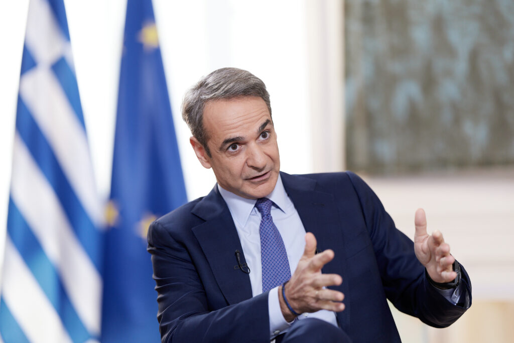 Προεκλογικός ελιγμός Μητσοτάκη με την Αναθεώρηση του Συντάγματος