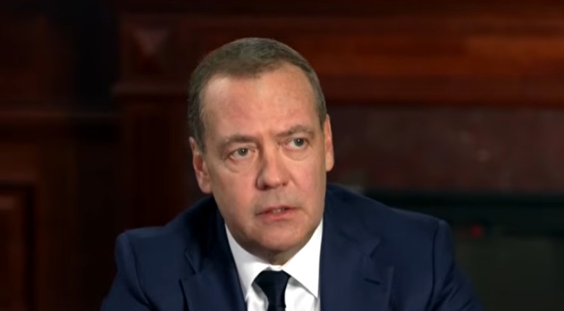Game of Thrones στην πυρηνική σκακιέρα: Τι σημαίνει το «Winter is Coming» του Μεντβέντεφ