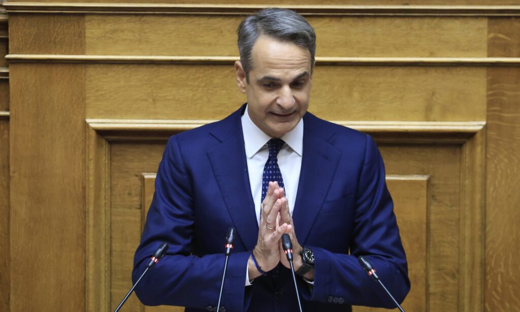 Πράσινος διεμβολισμός, ανασχηματισμός, παροχές: Το σχέδιο Μητσοτάκη με στόχο την αυτοδυναμία