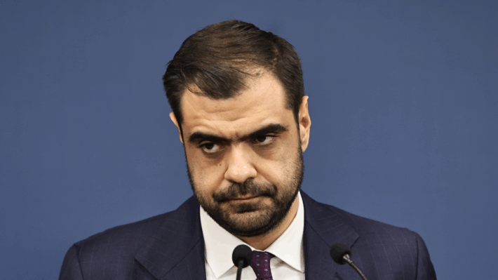Πυρ και μανία ο Μητσοτάκης με τους δέκα αντιρρησίες