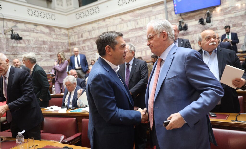 Πρωτοφανές: Διαρροή-ρεπορτάζ από την προεδρία της Δημοκρατίας για τη συνάντηση Τασούλα – Τσίπρα
