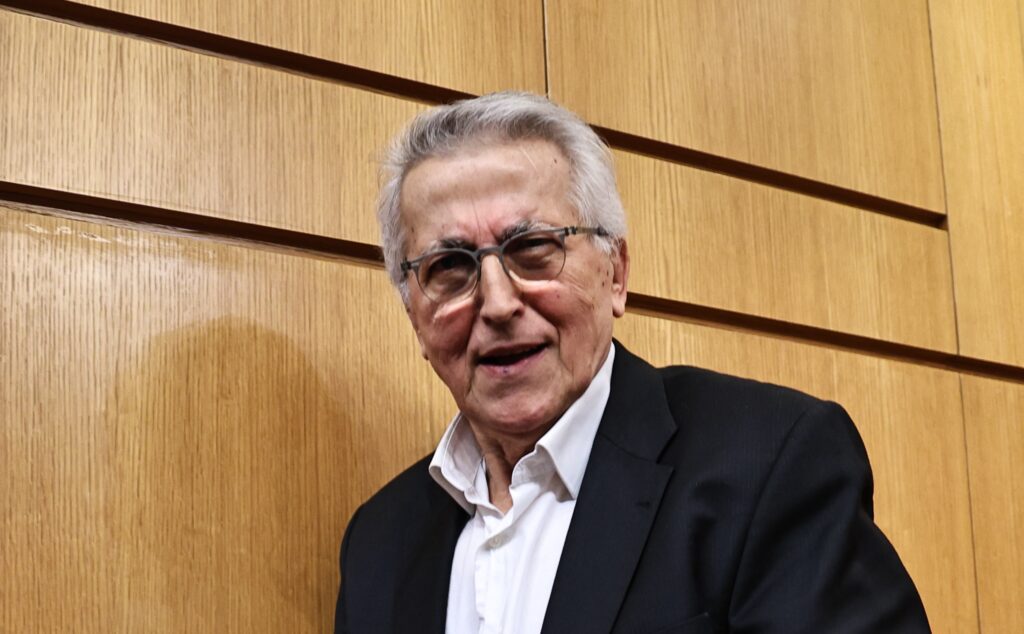 Η αποχή ως πολιτική στάση και ο συνδικαλισμός που απαξιώθηκε