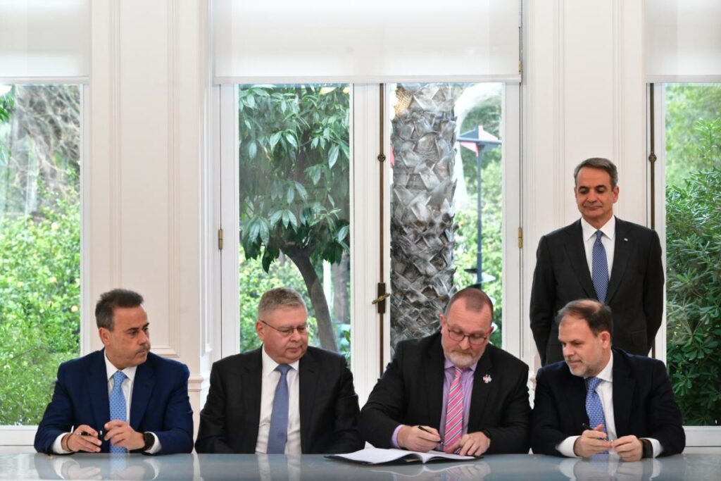 Υδρογονάνθρακες: Τι αλλάζει μετά τις υπογραφές με τη Chevron - Το διπλό μήνυμα Μητσοτάκη για ενέργεια και Ρωσία