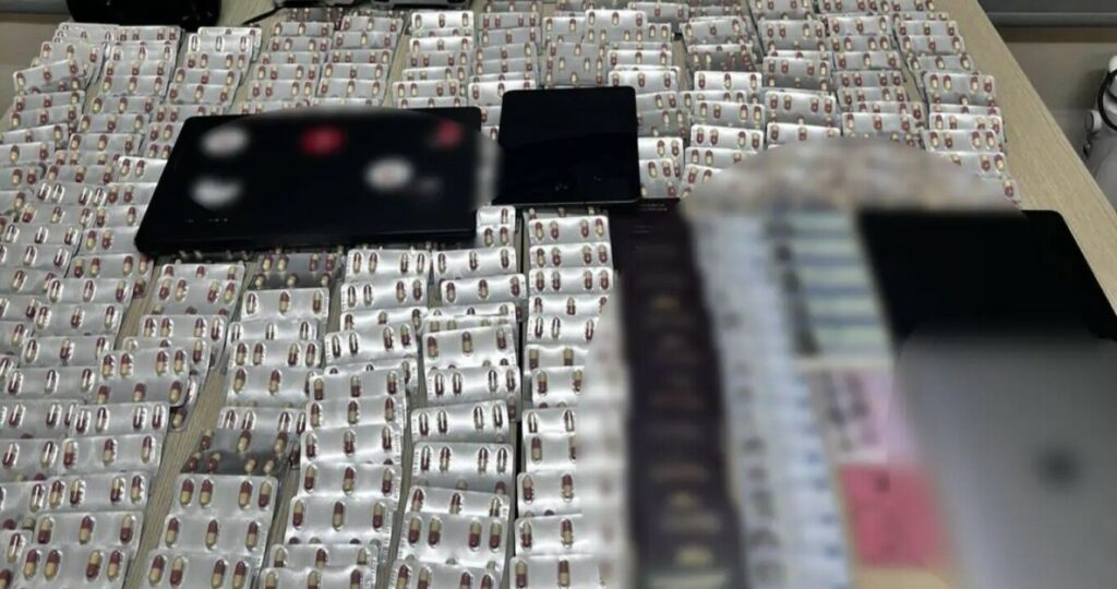 Χιλιάδες χάπια και δεκάδες κλοπές: Στα χέρια της Αστυνομίας κύκλωμα παράνομου εμπορίου (Εικόνες)