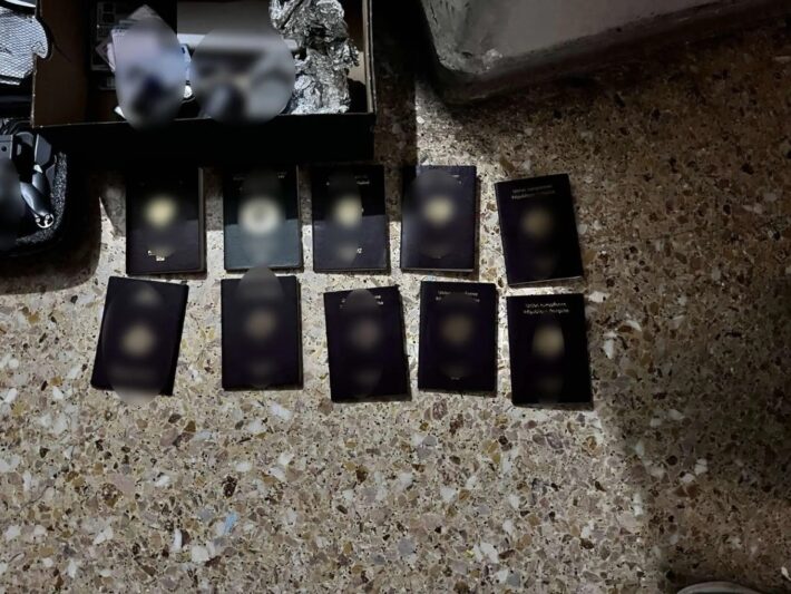 Χιλιάδες χάπια και δεκάδες κλοπές: Στα χέρια της Αστυνομίας κύκλωμα παράνομου εμπορίου (Εικόνες)