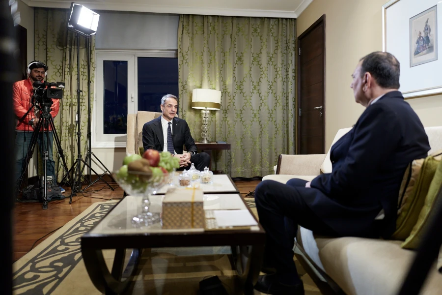 Η «προγονική νοημοσύνη» Ελλάδας και Ινδίας ως απάντηση στις προκλήσεις της τεχνητής νοημοσύνης