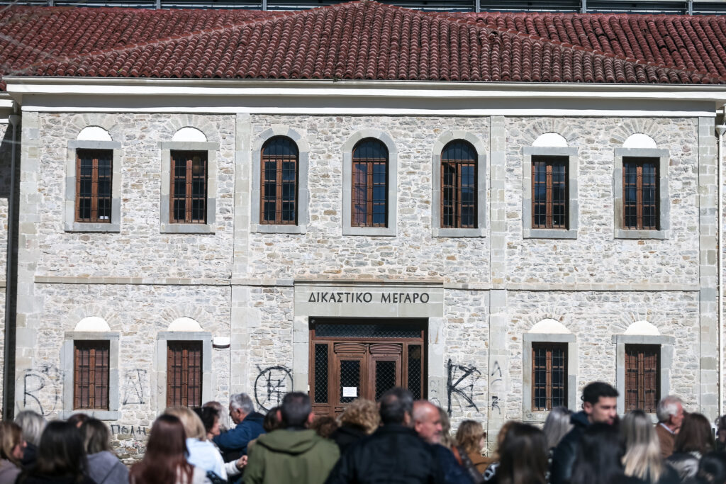 «Λευκή επιταγή σε συνεργάτες»: Ο ισχυρισμός του ιδιοκτήτη της «Βιολάντα» στην απολογία του που δεν έπεισε