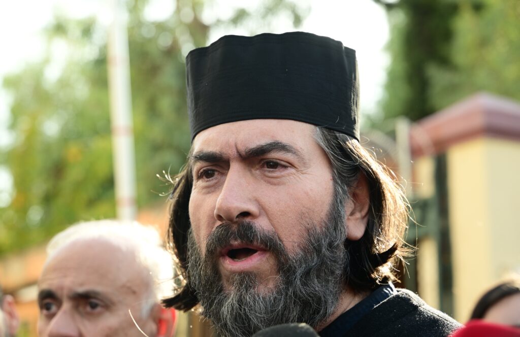 «Κιβωτός του κόσμου»:Ένοχος σε δεύτερο βαθμό ο πατέρας Αντώνιος για ξυλοδαρμούς και τιμωρίες– Βαρύτερη η ετυμηγορία του Εφετείου
