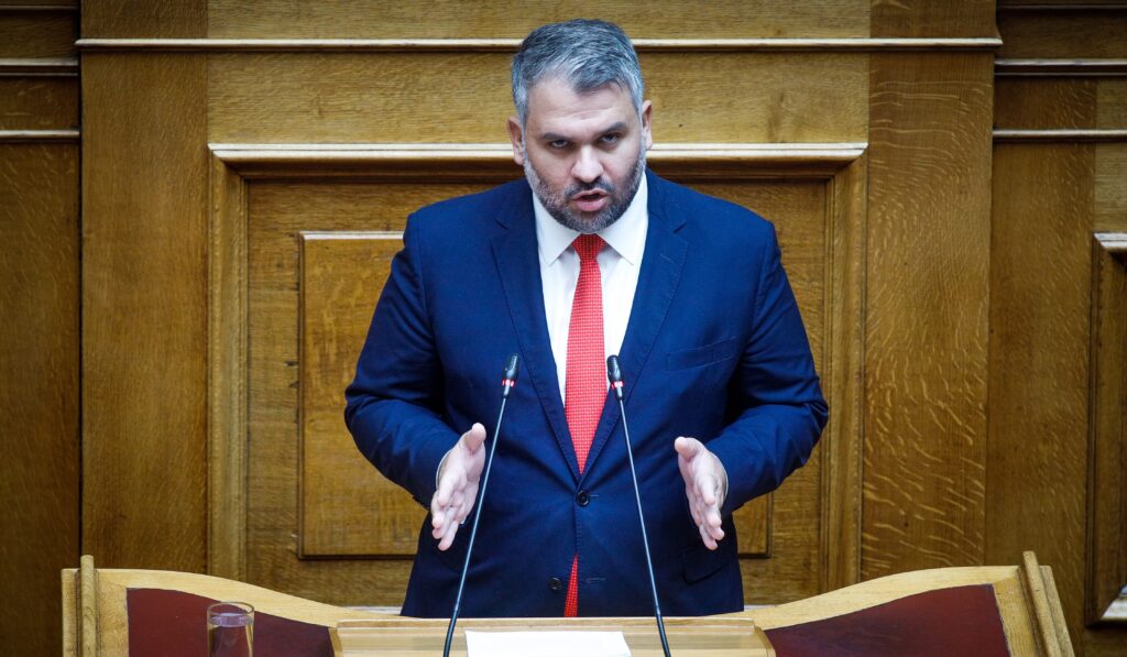 Ο Βρεττάκος και τα δημοσιεύματα για το «γαλάζιο πάρτι»
