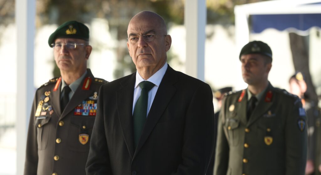 Μετά από χρόνια αλλαγή στο φαγητό και τα χρήματα των φαντάρων: Τι νέο φέρνει άμεσα στον στρατό ο Νίκος Δένδιας