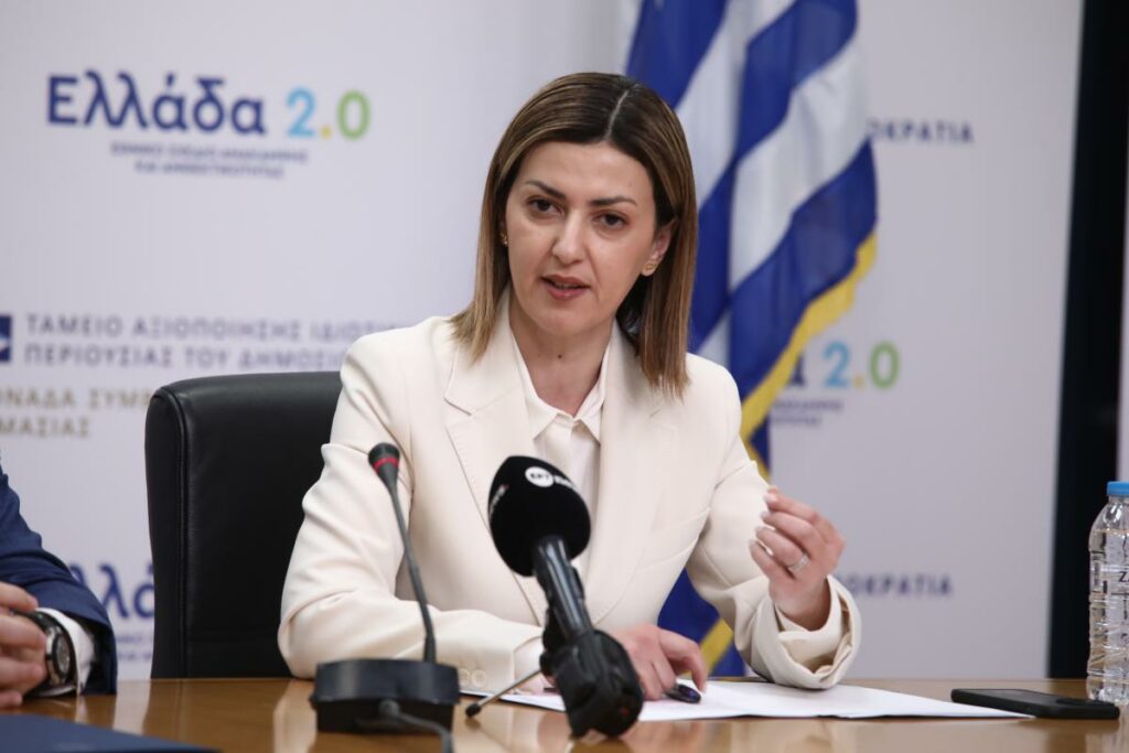 Νίκαια, εντάσεις και «θεσμοί»: Τι είπε η Αγαπηδάκη για Γεωργιάδη, ελλείψεις και κίνητρα στους γιατρούς