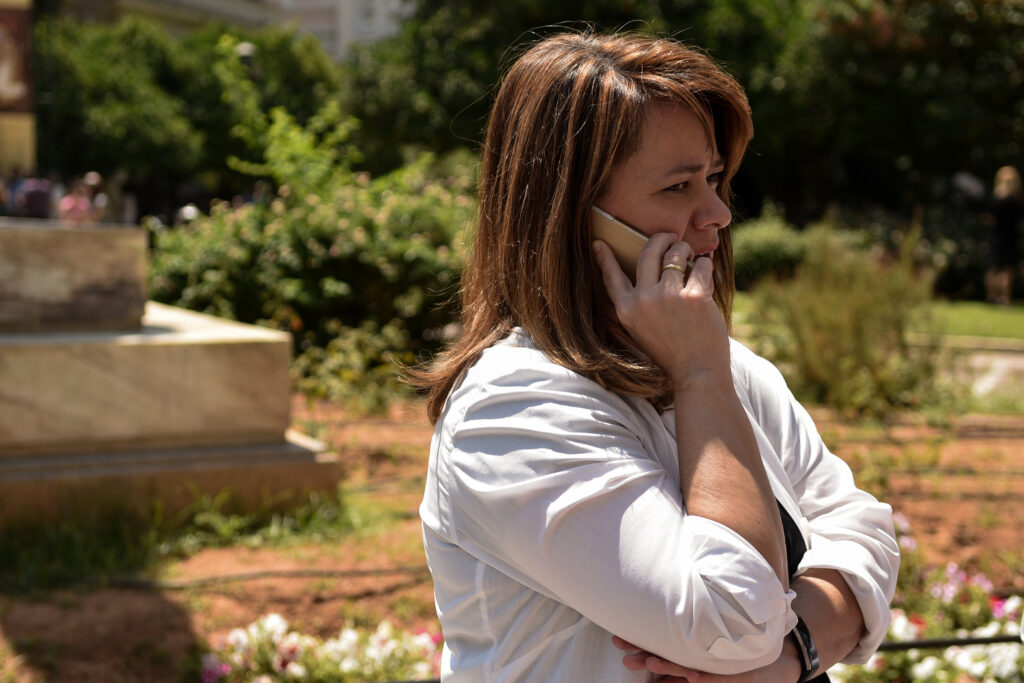«Είστε υπό έρευνα…»: Η νέα τηλεφωνική απάτη