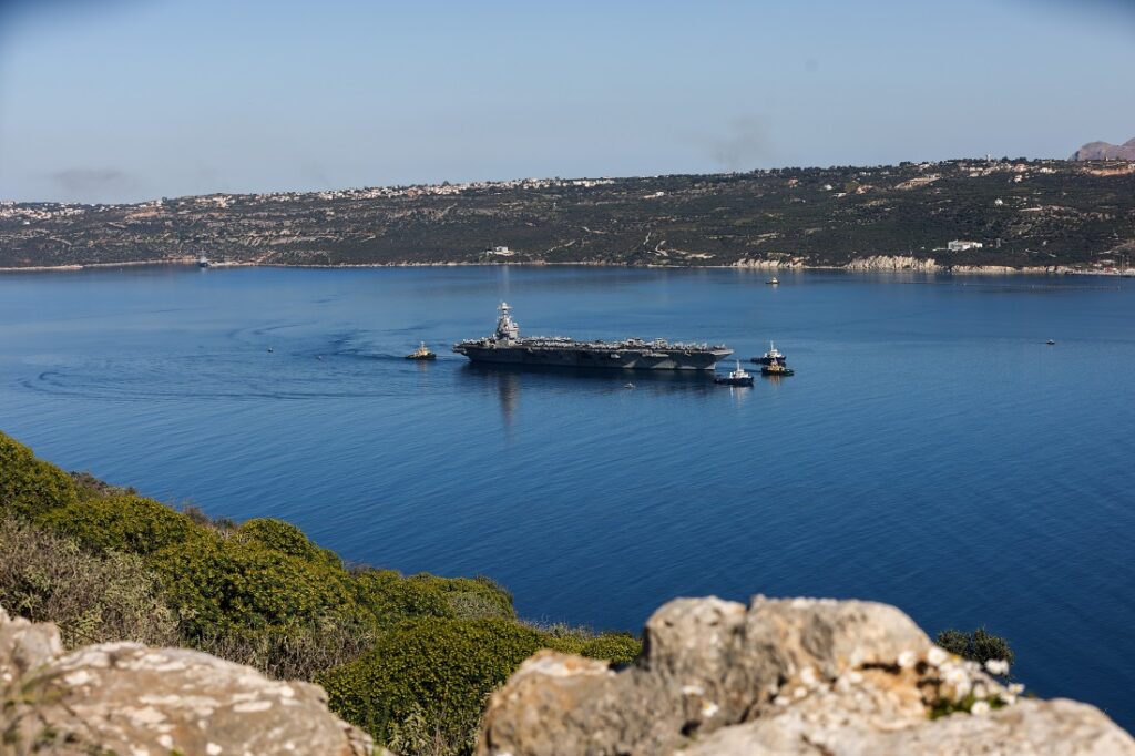 Μέτρα ασφαλείας στη Σούδα μετά τις απειλές του Ιράν