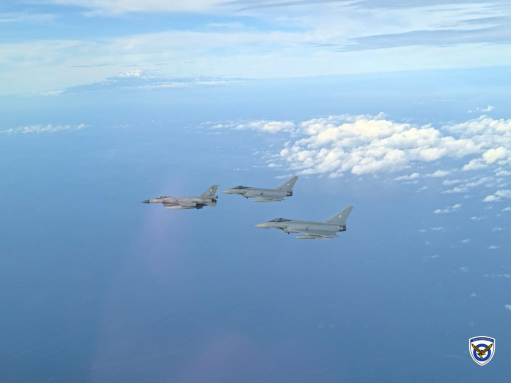 Έφτασαν στην Κύπρο τα F-16 από την Ελλάδα - Εν πλω και οι δυο φρεγάτες