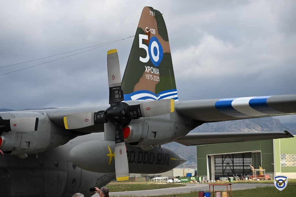 Επέστρεψαν με C-130, οι Έλληνες που ήταν εγκλωβισμένοι στο Άμπου Ντάμπι