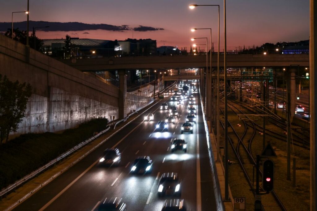 Κυκλοφοριακές ρυθμίσεις στην Αττική Οδό στον κόμβο Φυλής λόγω εργασιών συντήρησης - Πώς θα διεξάγεται η κυκλοφορία προς Αεροδρόμιο