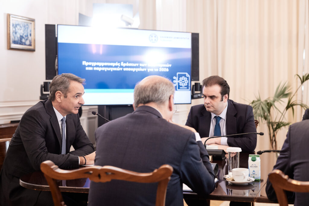 Fuel Pass: Το ποσό που θα πάρει ο κάθε δικαιούχος του νέου επιδόματος καυσίμων