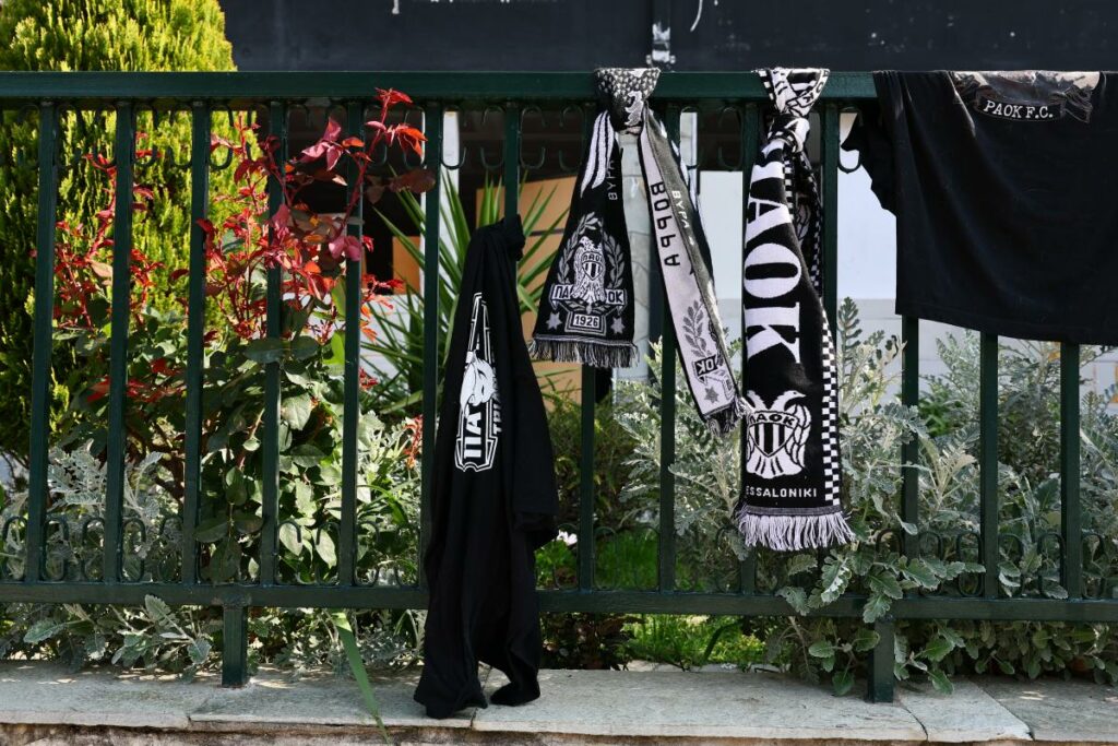 Θεσσαλονίκη: Τελευταίο αντίο στον 20χρονο της Καλαμαριάς - Οι Αρχές αναζητούν δύο υπόπτους