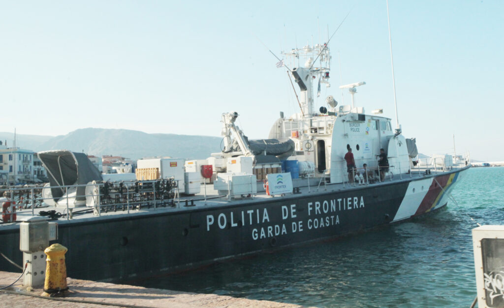 Σκάφος της Frontex βυθίστηκε στο Καστελόριζο