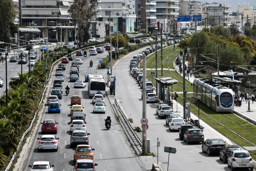 Μπήκαν οι νέες κάμερες που γράφουν για παραβίαση κόκκινου σηματοδότη, στην Αθήνα