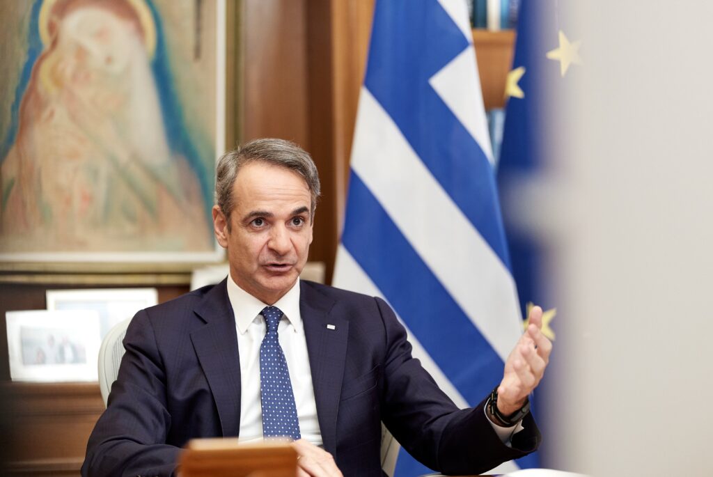 Τα νέα μέτρα στήριξης που θα ανακοινώσει ο πρωθυπουργός: Εκτός τραπεζιού η μείωση στον ΕΦΚ