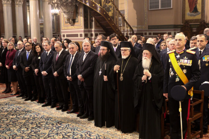 Μεγαλειώδης η στρατιωτική παρέλαση στην Αθήνα για την 25η Μαρτίου: Δύναμη ειρήνης η Ελλάδα (pics-vid)