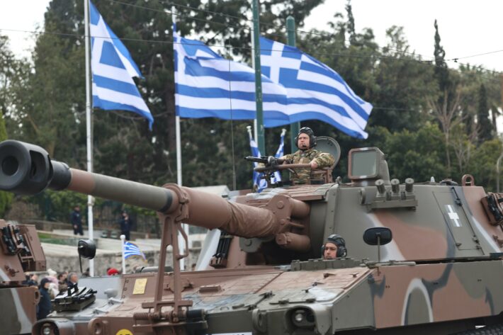 Μεγαλειώδης η στρατιωτική παρέλαση στην Αθήνα για την 25η Μαρτίου: Δύναμη ειρήνης η Ελλάδα (pics-vid)