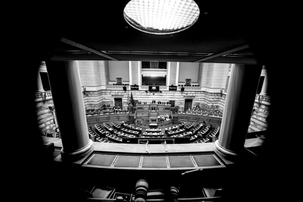 ΟΠΕΚΕΠΕ: Τάσος Χατζηβασιλείου και Χαράλαμπος Αθανασίου οι δύο βουλευτές που αναφέρονται σε νέα δικογραφία