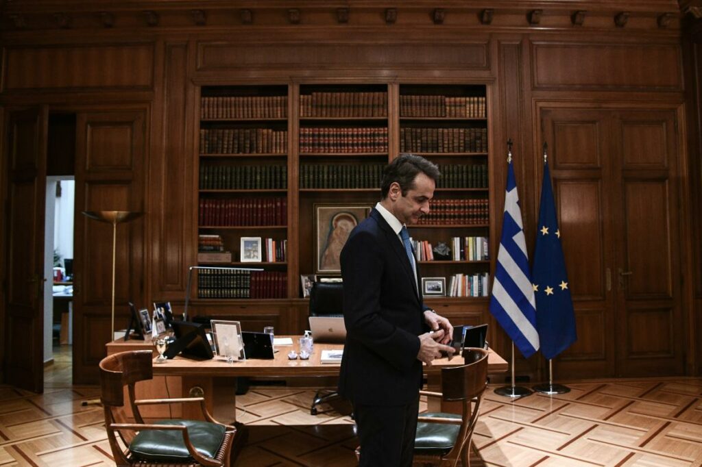 Πρόωρες εκλογές: Γιατί ο ανασχηματισμός δεν έκλεισε το σενάριο για κάλπες - Όλο το παρασκήνιο