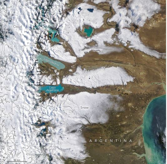 NASA: Εντυπωσιακές φωτογραφίες από τη χιονισμένη έρημο της Παταγονίας (Εικόνες)