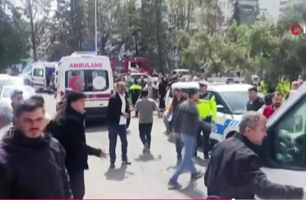 Τουρκία: Μακελειό σε σχολείο με 4 νεκρούς και δεκάδες τραυματίες (Βίντεο)
