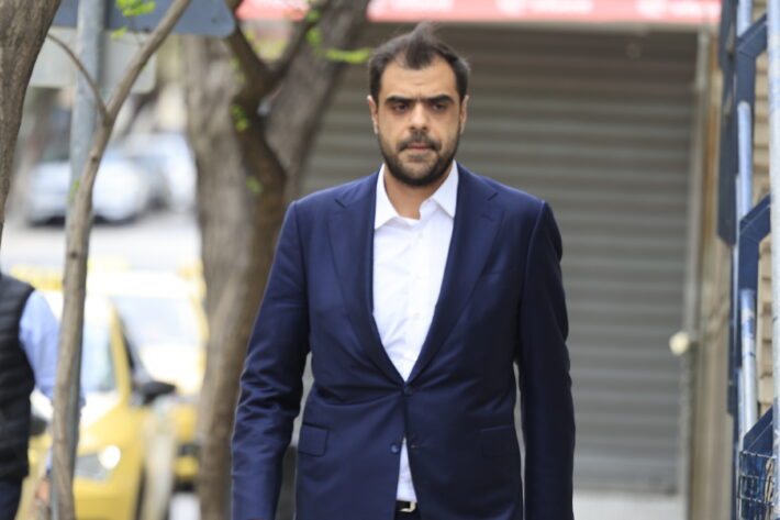 Διασωληνωμένος και σε καταστολή ο Γιώργος Μυλωνάκης - «Κρίσιμες οι επόμενες δέκα ημέρες»