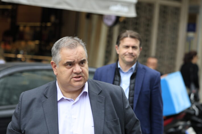 Διασωληνωμένος και σε καταστολή ο Γιώργος Μυλωνάκης - «Κρίσιμες οι επόμενες δέκα ημέρες»