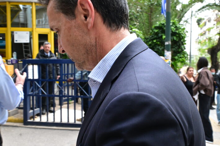 Διασωληνωμένος και σε καταστολή ο Γιώργος Μυλωνάκης - «Κρίσιμες οι επόμενες δέκα ημέρες»