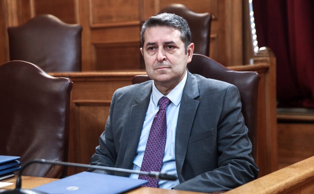 Για την υπόθεση Λαζαρίδη: Το sms που έστειλε ο Γιώργος Μυλωνάκης στη σύζυγό του λίγα δευτερόλεπτα πριν καταρρεύσει
