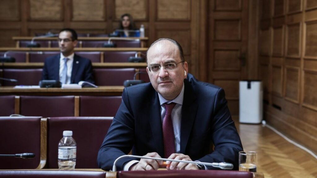 Τρέχει να σώσει ό,τι σώζεται ο Λαζαρίδης - «Δεν επιτρέπω σε κανέναν τη δολοφονία του χαρακτήρα μου»