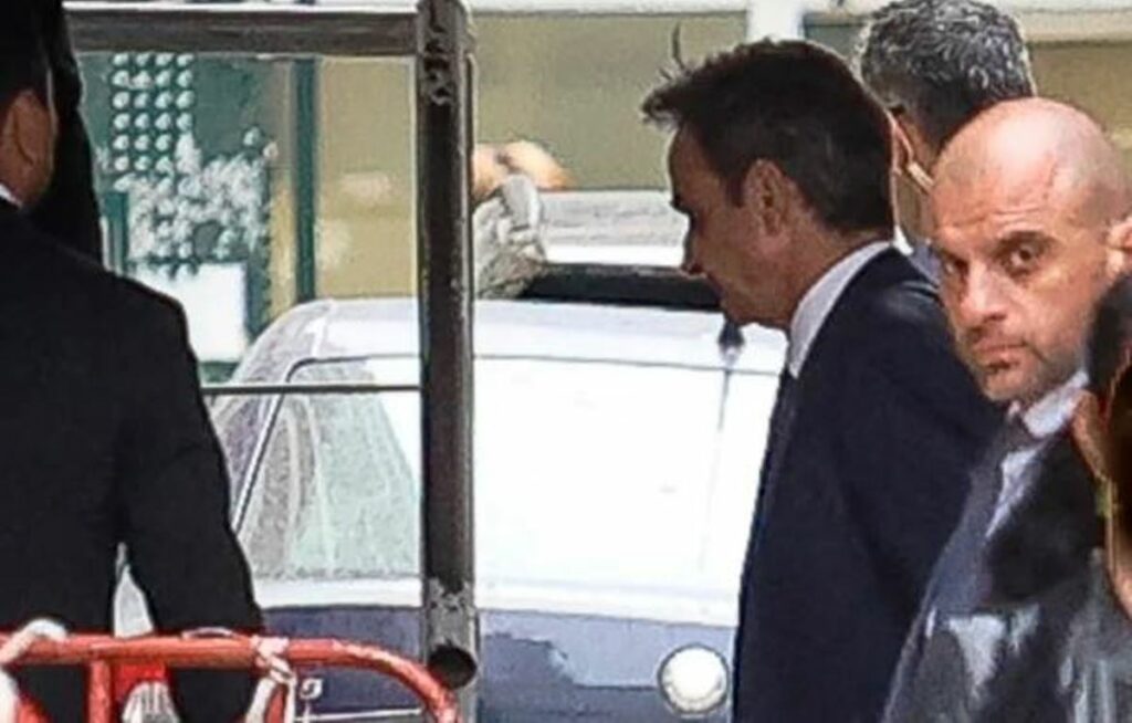 Στον «Ευαγγελισμό» και πάλι ο Κυριάκος Μητσοτάκης -Ενημερώθηκε εκ νέου για την κατάσταση της υγείας του Γιώργου Μυλωνάκη